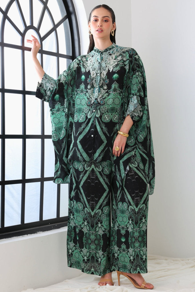 EMERALD OASIS KAFTAN TOP W SLEEVES - Czarina