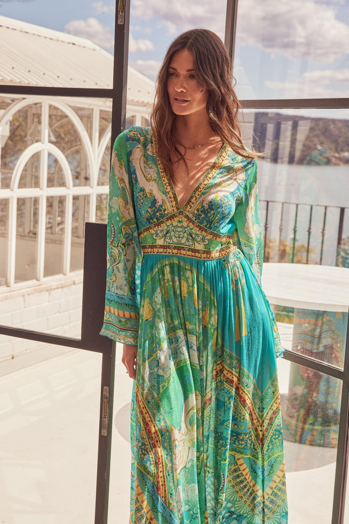 Isle Of Dreams Maxi Dress w Flare Sleeves - Czarina