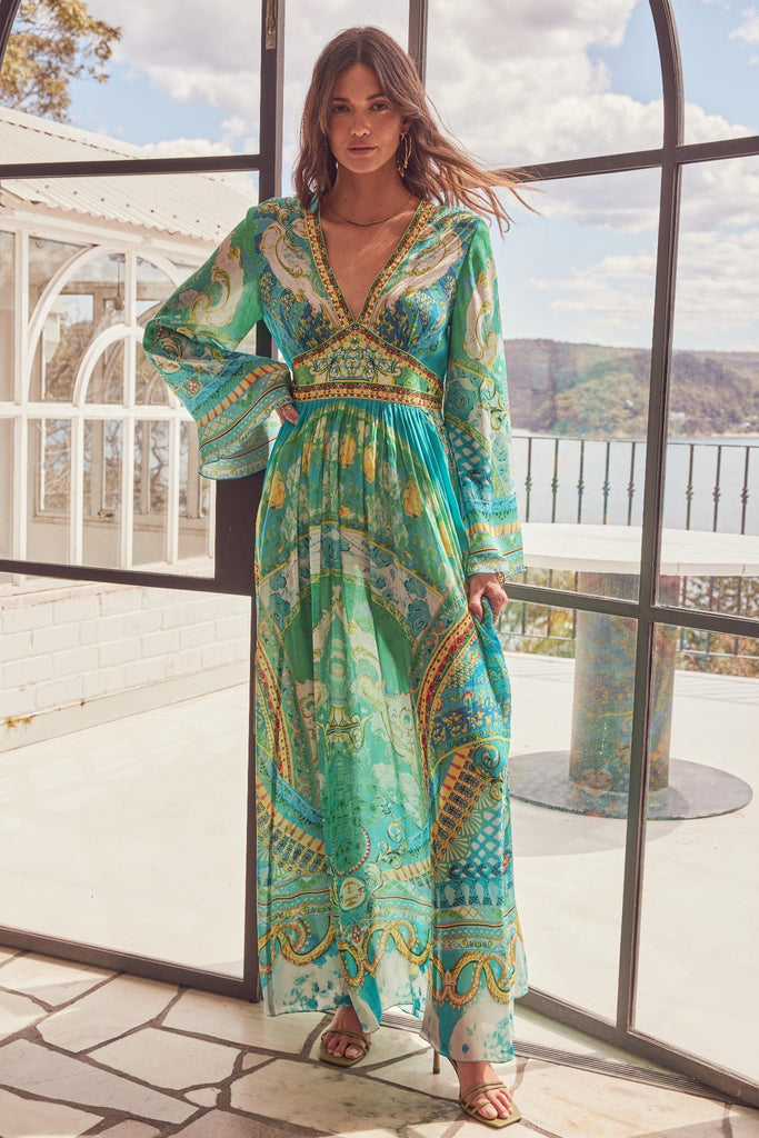 Isle Of Dreams Maxi Dress w Flare Sleeves - Czarina