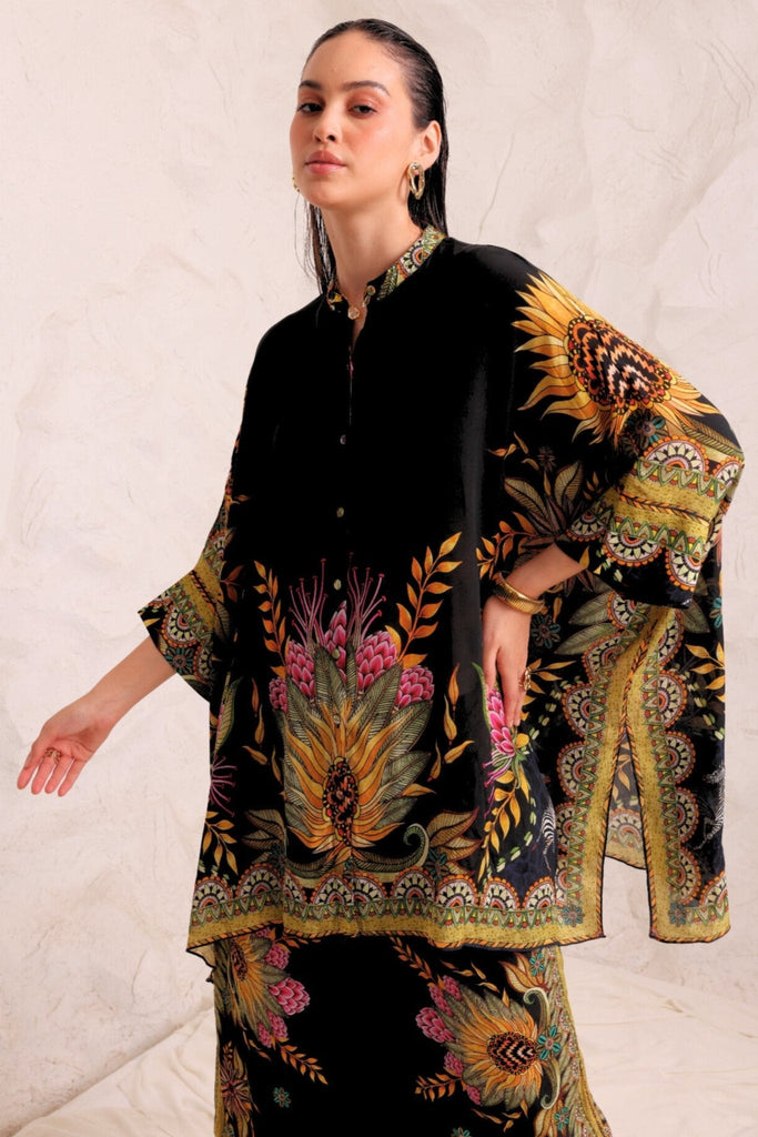 Queen Of Savannah Kaftan Top w Sleeves - Czarina