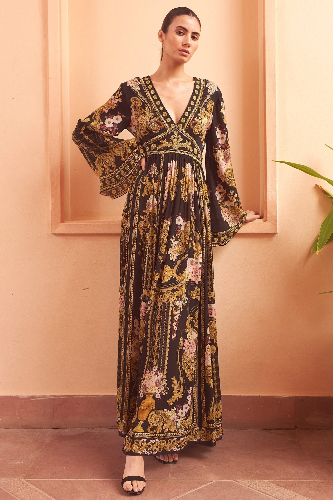 GOLDEN GIRL MAXI DRESS W FLARED SLEEVES – Czarina USA