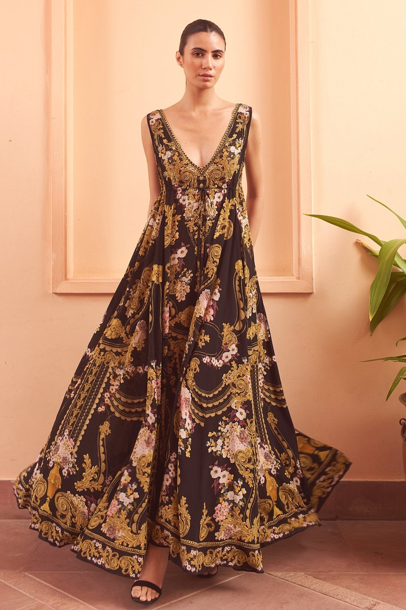 GOLDEN GIRL MAXI DRESS