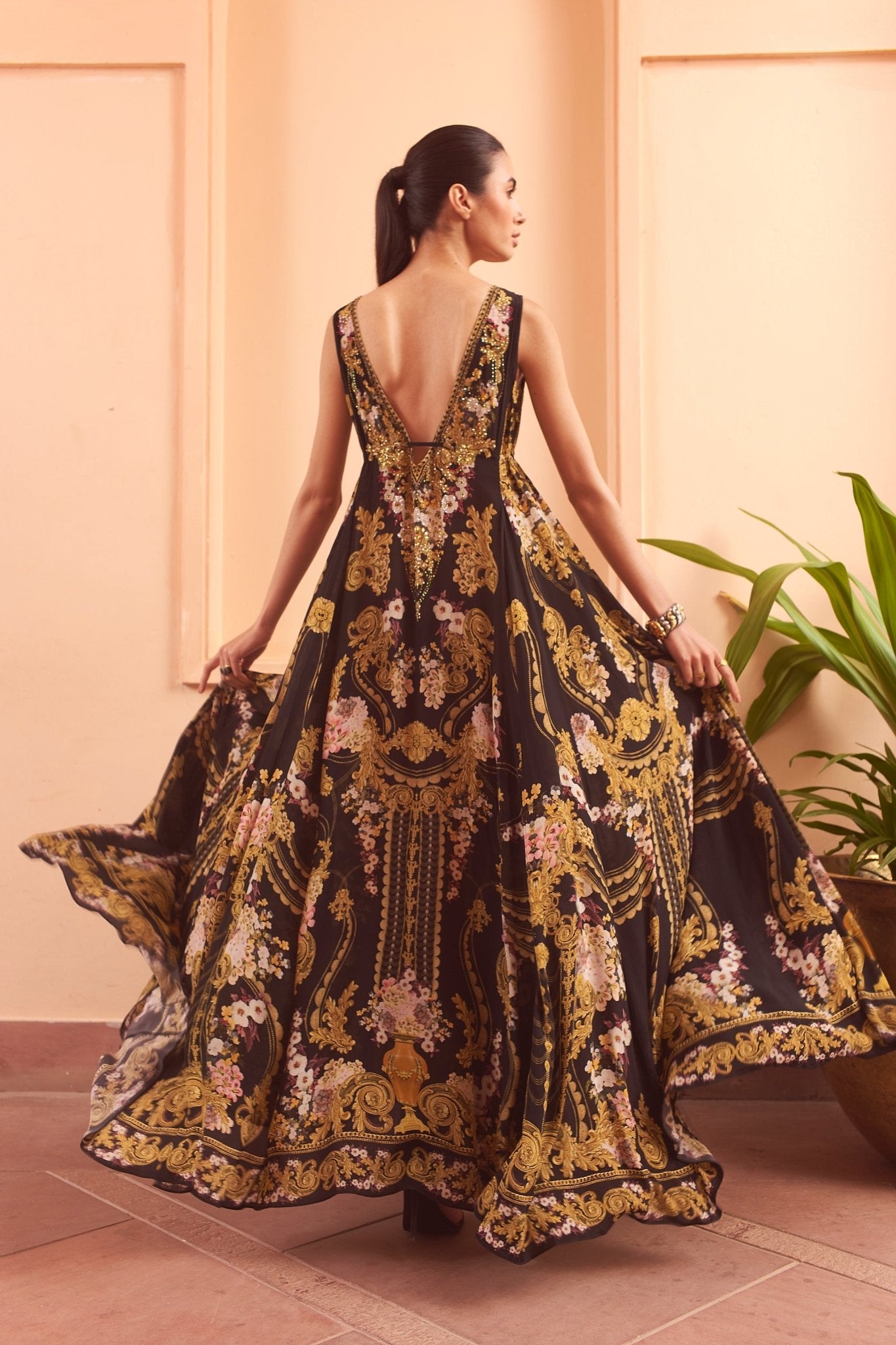 GOLDEN GIRL MAXI DRESS
